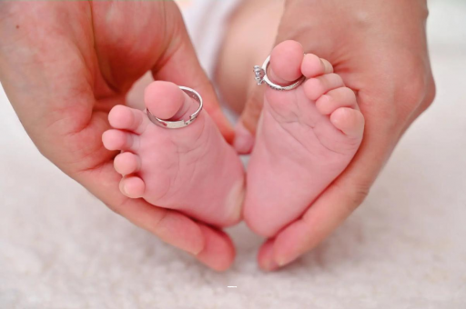 沅江几个月宝宝可以枕枕头